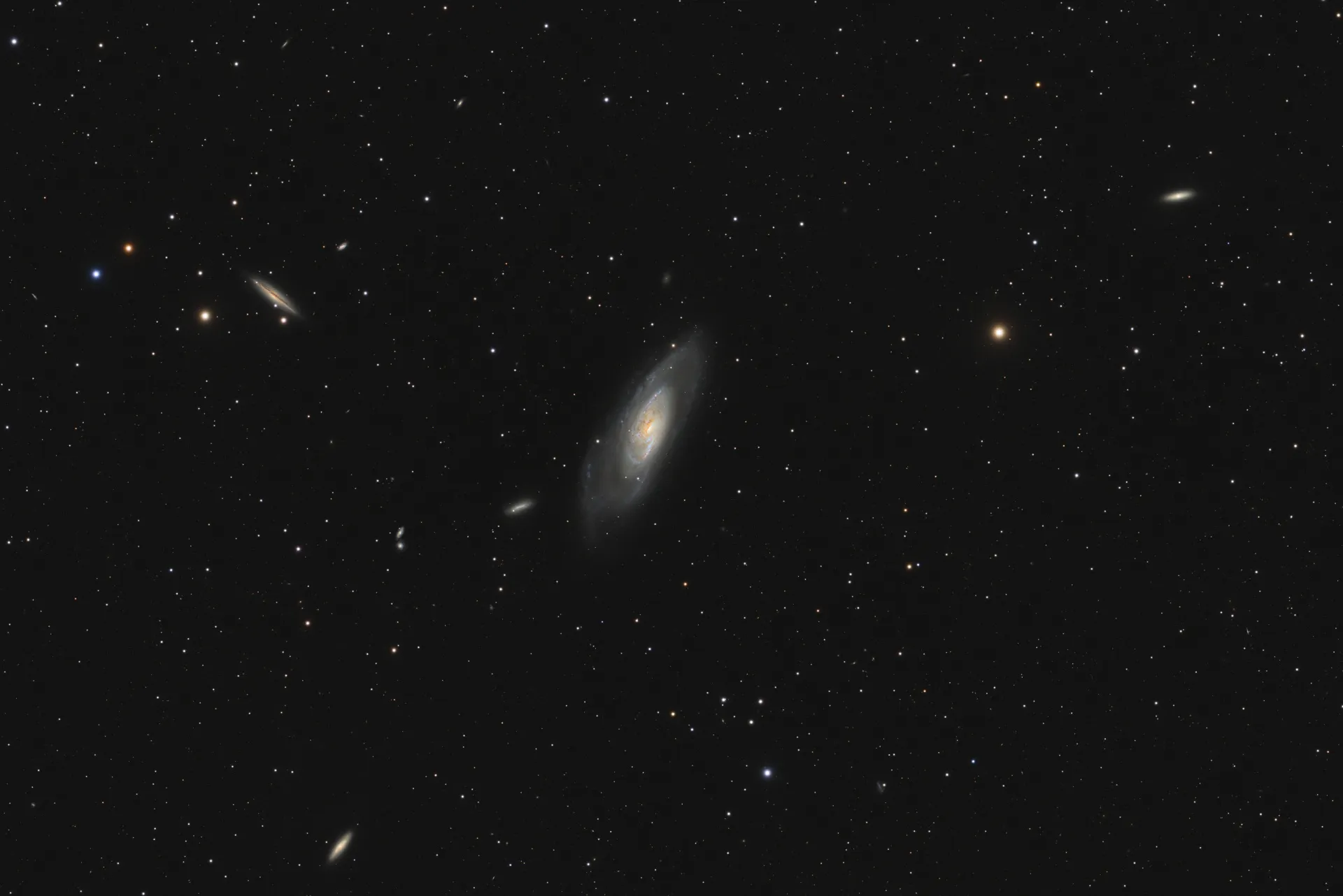 M106 / NGC 4258 - Balken-Spiralgalaxie in Canes Venatici